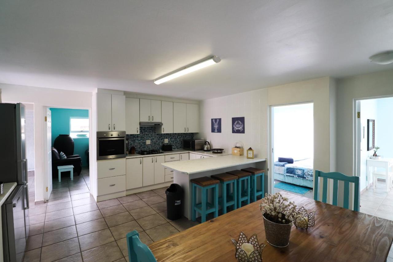Seabreeze Accommodation Джефрис-Бей Экстерьер фото