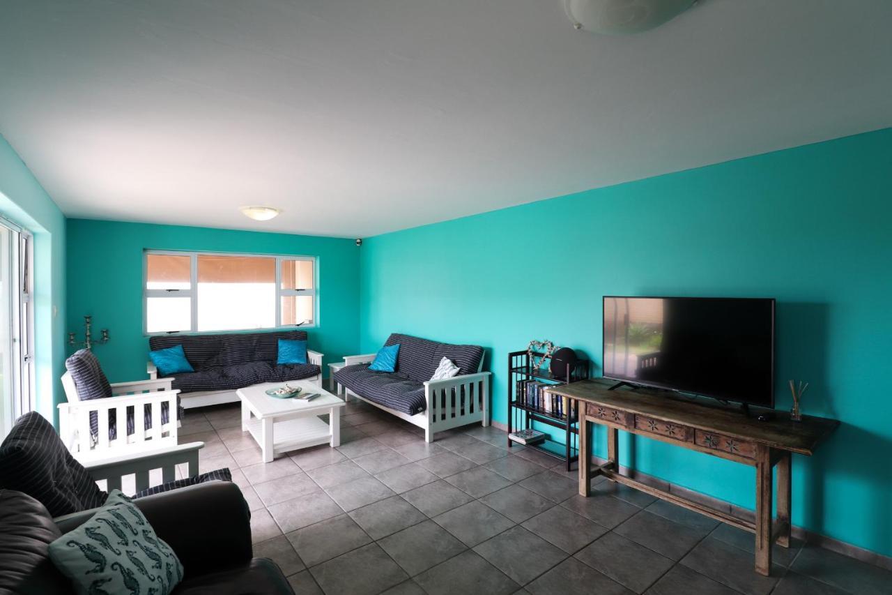 Seabreeze Accommodation Джефрис-Бей Экстерьер фото
