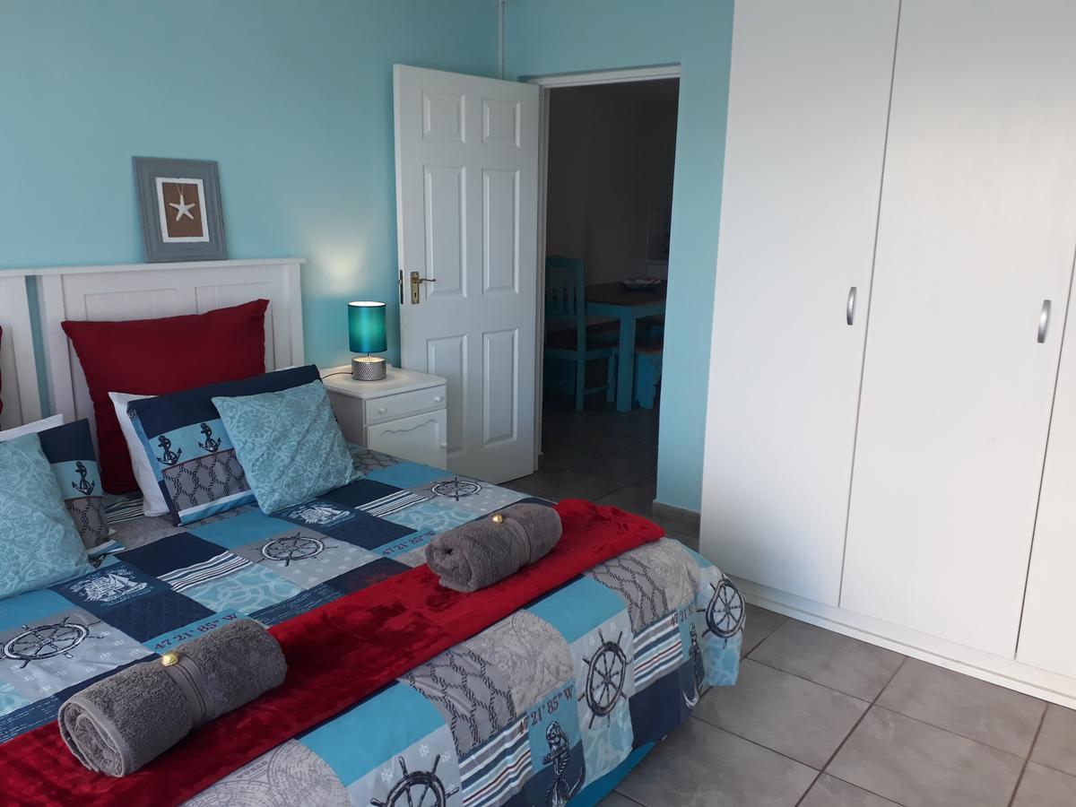 Seabreeze Accommodation Джефрис-Бей Экстерьер фото